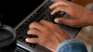 Qu'est-ce que l'Infogérance ? La définition par Ingelan, expert de l'infogérance en France et à Montpellier